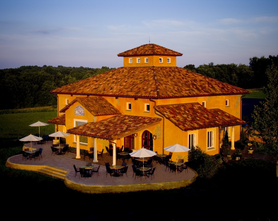 Blue Sky Vineyard Southern Illinois Winery